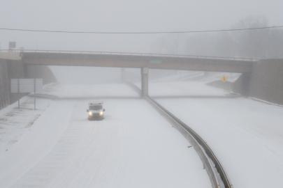 ABD'yi tarihi kar fırtınası vurdu. 3 kişi ölü bulundu, yüz binlerce eve elektrik verilemiyor