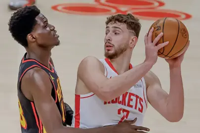 Alperen Şengün'den Atlanta karşısında 9 sayı, 13 ribaund