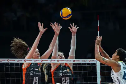 Fenerbahçe Medicana, Eczacıbaşı Dynavit'e takılmadı!