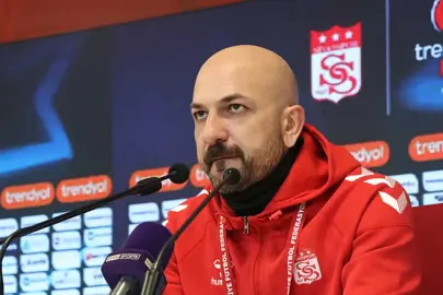 Sivasspor'da Evren Otyakmaz'dan transfer sözleri!