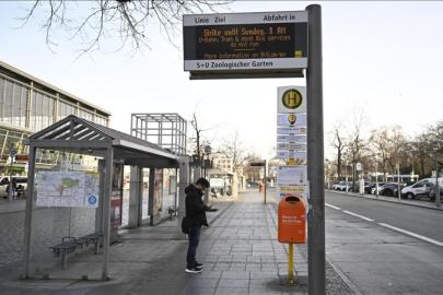 Almanya'da yeni grev dalgası toplu ulaşımı felç etti