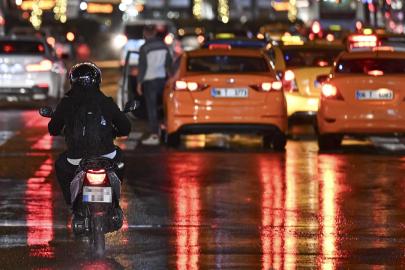 Ankara'da bazı yollar araç trafiğine kapatılacak