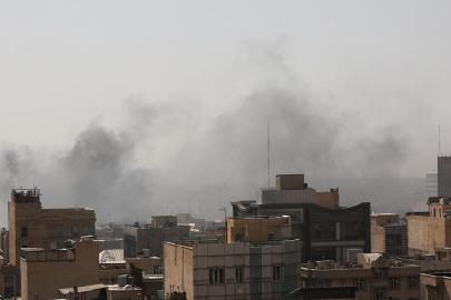 BAE: İran'dan fırlatılan füzeler bir kişinin ölümüne neden oldu