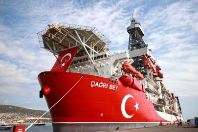 Çağrı Bey sondaj gemisi Somali yolunda