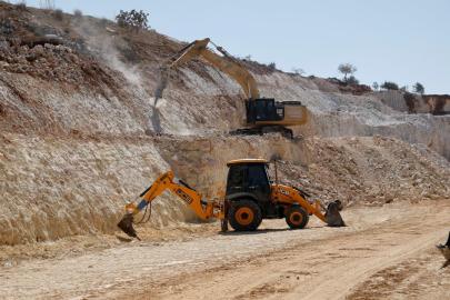 İsrail, Batı Şeria'da fiili ilhaka doğru yeni bir adım olarak görülen otoyol için çalışmalara başladı