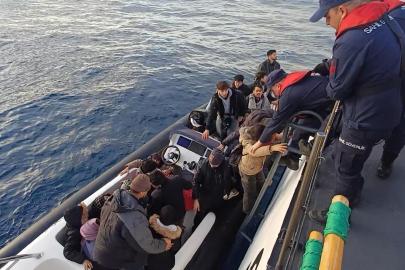 Muğla’da 25 düzensiz göçmen ve 2 göçmen kaçakçısı yakalandı