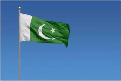 Pakistan’da otobüs ile tır çarpıştı: 11 ölü, 8 yaralı