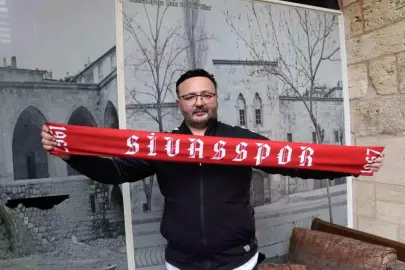 Sevgililer gününde eşini yalnız bırakıp Sivasspor'u seçti