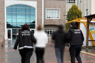 Uyuşturucuyla yakalanan 2 şüpheli tutuklandı