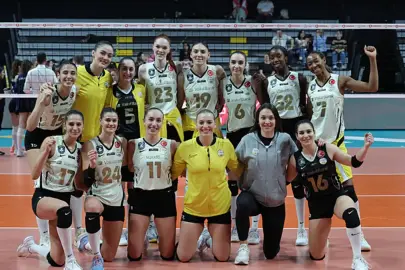 VakıfBank, İlbank karşısında set vermedi!