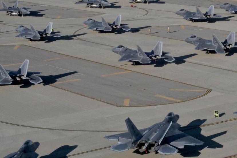 WP: ABD, İran ile 2. tur görüşmelerden bu yana bölgeye yakın 150 uçak daha kaydırdı