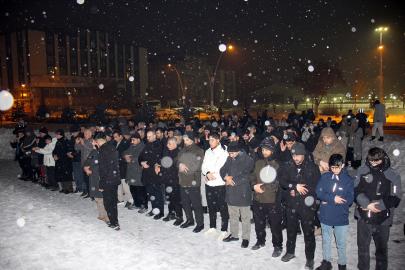 Ağrı’dan İran'a yönelik saldırılara tepki