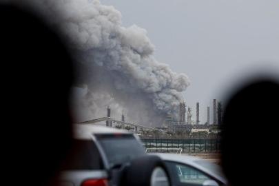 Bahreyn son 24 saatte İran'dan atılan 20 füze ve 23 İHA'nın imha edildiğini açıkladı