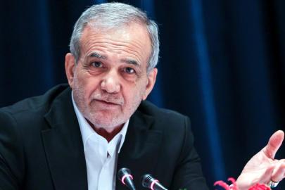 Bölge ülkelerden özür dileyen Pezeşkiyan: Saldırılara karşı savunma hakkımız ortadan kalkmaz