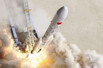 Çin'de Licien-2 roketi uzaya fırlatıldı