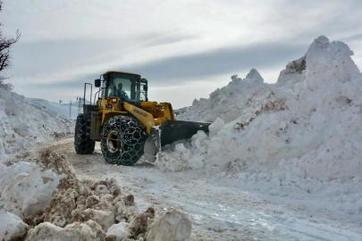 Doğu’da kış etkisini sürdürüyor: 279 yerleşim yerinin yolu ulaşıma kapalı