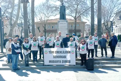 Emekliler Mudanya'dan seslendi: Emeklinin yüzü gülmeden bayram gelmez