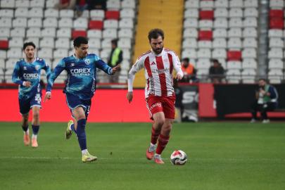 Hesap.com Antalyaspor, kupaya puansız veda etti