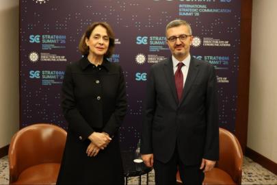 İletişim Başkanı Duran STRATCOM Zirvesi'nde görüşmeler gerçekleştirdi