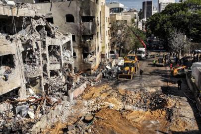 İran, İsrail'e yeni füze ve İHA saldırısı başlattı