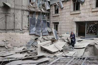 İran Kızılayı: ABD ve israil saldırılarında 9 bin 669 sivil nokta vuruldu