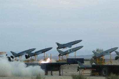 İran ordusu, işgal rejiminde yakıt ikmali yapan uçakların havalimanını hedef aldı