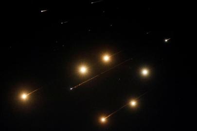 İran, Suudi Arabistan, BAE, Kuveyt ve Bahreyn'deki bazı noktaları hedef aldı