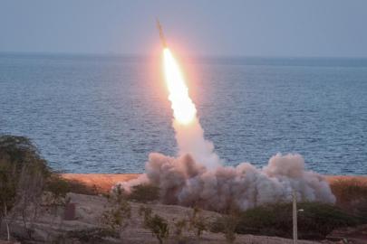 İran'dan İsrail ve ABD hedeflerine yönelik yeni saldırı