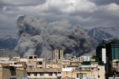 İsrail, İranlı 40 üst düzey komutanı öldürdüğünü iddia etti