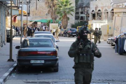 İsrail ordusu, Batı Şeria'daki baskınlarda ikisi kadın 40 Filistinliyi gözaltına aldı