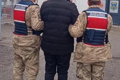 İzmir'de aranan şahıslar yakalandı