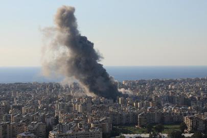 Katil İsrail Lübnan için yeni saldırı tehdidinde bulundu