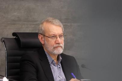 Laricani'den "sahte bayrak operasyonu" açıklaması