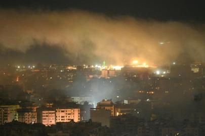 Lübnan'ın başkenti Beyrut'ta patlama sesleri duyuldu