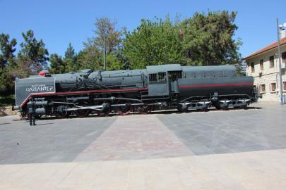 Sınır hattındaki demiryolu yeniden açılıyor