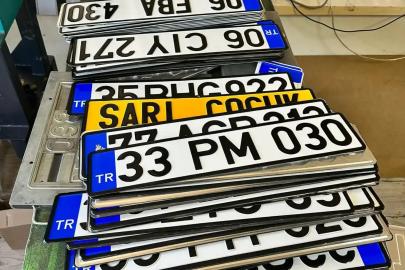 Standart dışı plakalara kesilen cezalar iptal edildi