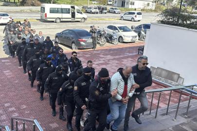 19 kaçak göçmenin öldüğü bot faciasında 16 şüpheli adliyeye sevk edildi