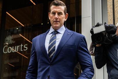 Avustralya'nın en çok madalyalı eski askeri Afganistan'da savaş suçu işlediği iddiasıyla gözaltına alındı