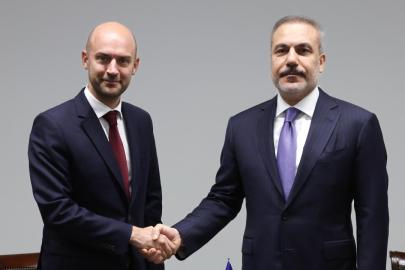 Bakan Fidan, Fransız mevkidaşı Barrot ile görüştü