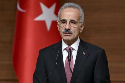 Bakan Uraloğlu: Türkiye'de jet yakıtı problemi yok