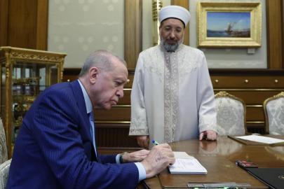 Cumhurbaşkanı Erdoğan, kurban bağışını TDV'ye yaptı