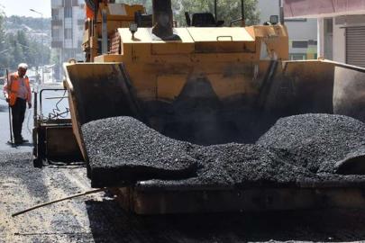 Direkli Caddesi'nde asfalt çalışması başladı