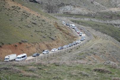 Hakkari-Van kara yolu 1 gün süreliğine yeniden trafiğe kapatıldı