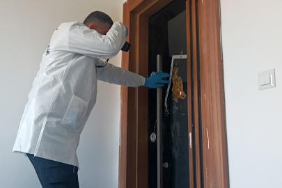 İnşaat halindeki dairenin kapısını kırdılar