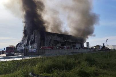 Manavgat'ta iş yeri yangını