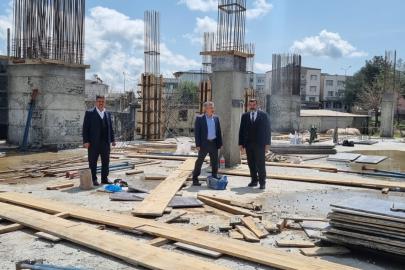 Müftü Durmuş'tan yapımı süren camilerde inceleme