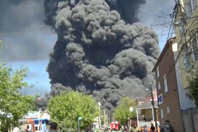 Rusya'nın Tuapse kentindeki petrol rafinerisinde yangın söndürme çalışmaları sürüyor