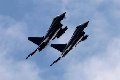 Avusturya, hava sahasını ihlal eden ABD uçaklarına karşı jetleri kaldırdı