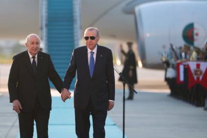 Cumhurbaşkanı Erdoğan, Cezayir Cumhurbaşkanı Tebbun'u karşıladı