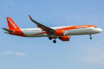 EasyJet uçağı powerbank nedeniyle Roma’ya acil indi